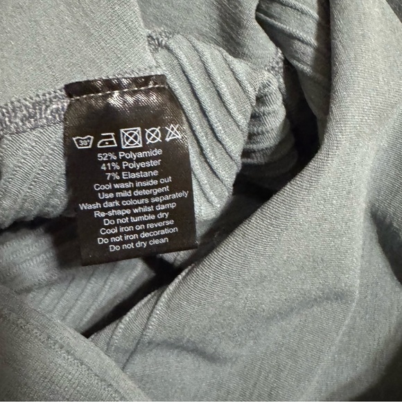 Alphalete Revival Women’s Short Sleeve Crop size XL in Slate Gray - Picture 3 of 8